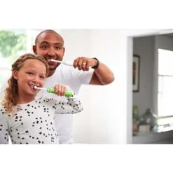 Oral B Oral-B D305.513K Junior 6+ Green Electric Toothbrush -Quality Personal Care Products Store 17157