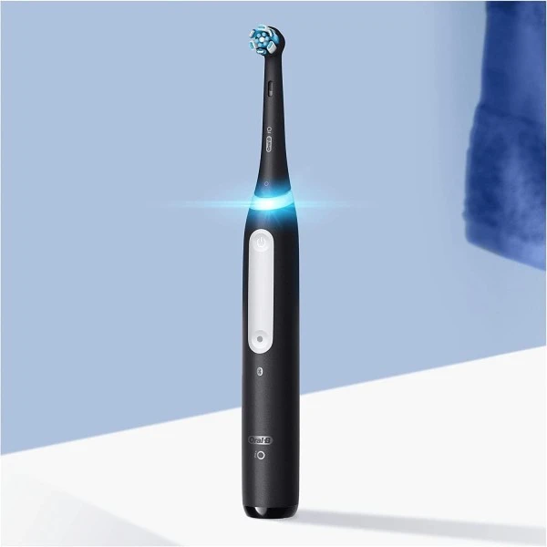 Oral B Oral-B 80364070 IO Series 4 Black Electric Toothbrush 4 Oral B Oral-B 80364070 IO Series 4 Black Electric Toothbrush - Image 2